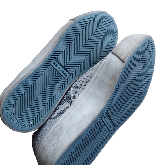 9 BeaVees black and white snake skinned loafer - Picture 5 of 7